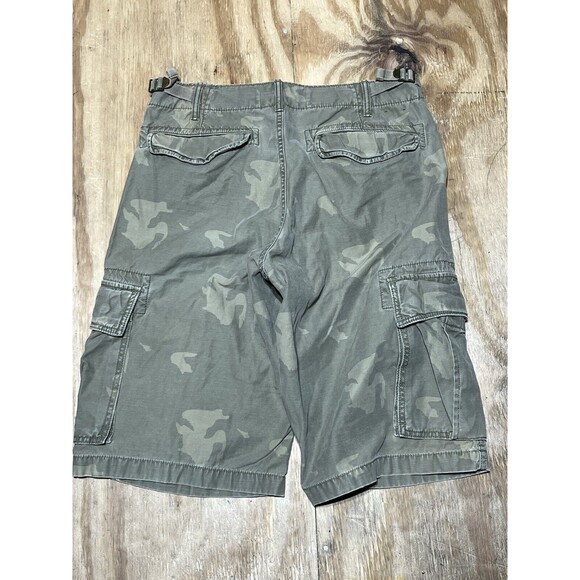 gap camo cargo shorts Men 30 Green Cotton Adjustable Waist @GQ - Picture 1 of 12
